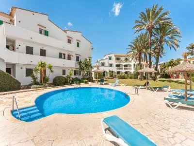 Saison- bzw. Langzeitmiete Cala Santanyi, Mallorca — Immobilien auf Mallorca