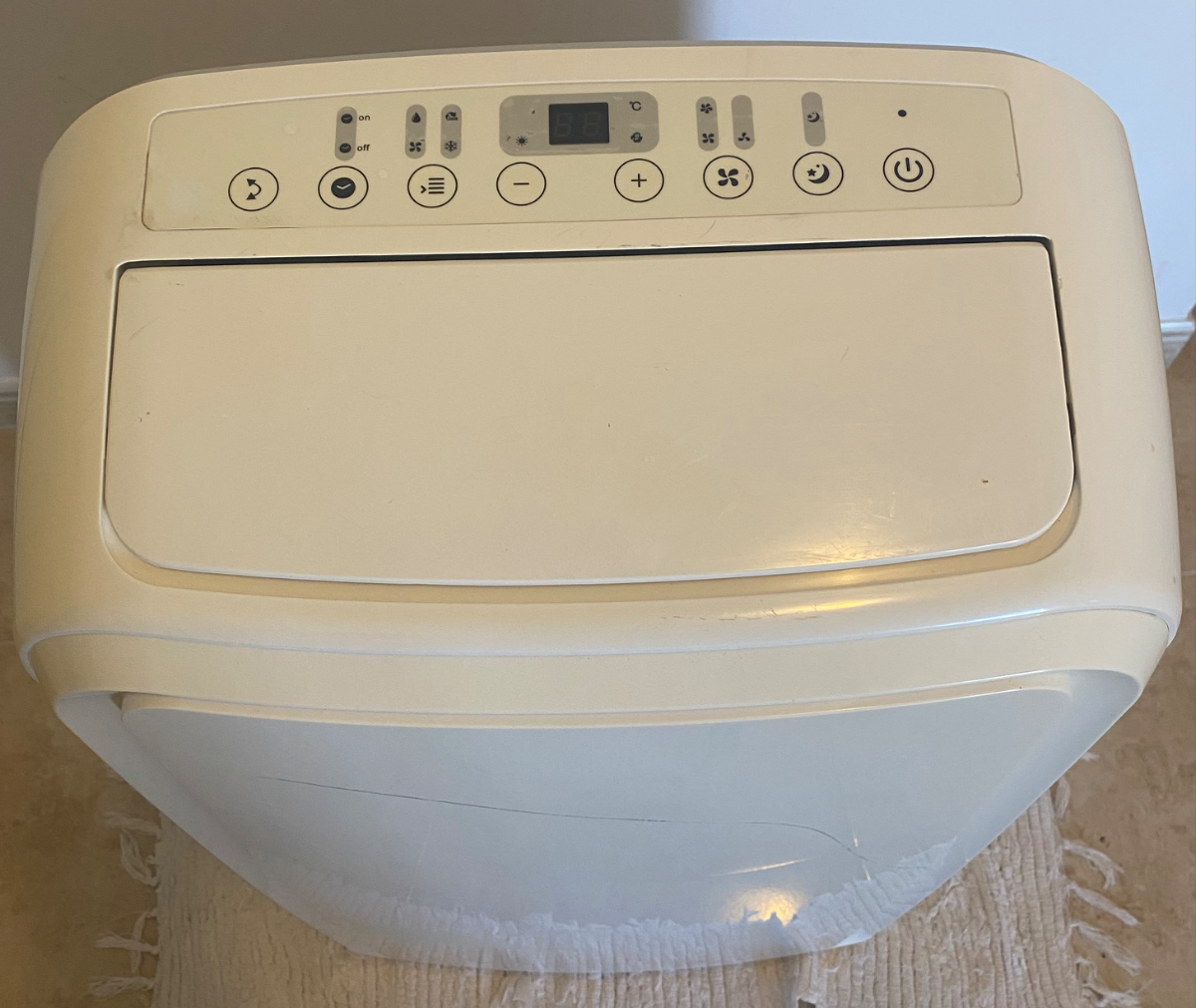 Air conditioner portátil beige — Bild 1